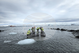 Antarctica - 34th Bulgarian Antarctic Expedition - Group - Departure