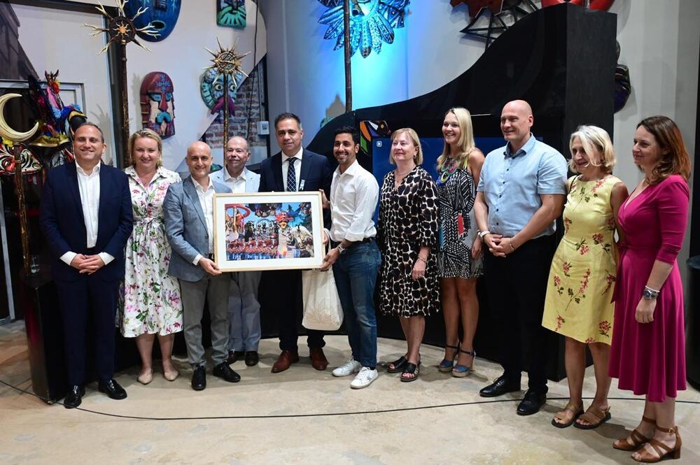 Кукерската традиция беше представена в аржентинския град Гуалегуайчу като част от изложбата „Карнавали от Европа до Латинска Америка“