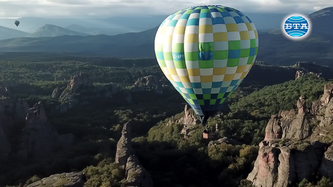 Интересът на Илон Мъск към Белоградчишките скали вдъхнови нова приключенска игра