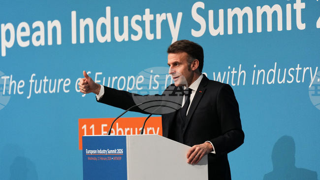 Еманюел Макрон призова за единен европейски енергиен пазар, интегрирана електропреносна мрежа, както и за общ европейски дълг по време на реч в Антверпен