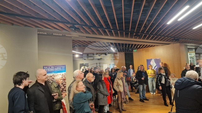 Изложбата „ОБЕКТивно“ на групата артисти New vision international group бе открита в столичната галерия „Сан Стефано“