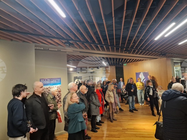 Изложбата „ОБЕКТивно“ на групата артисти New vision international group бе открита в столичната галерия „Сан Стефано“