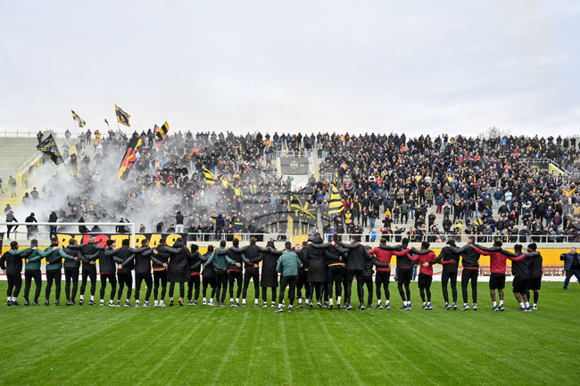 Пловдив - футбол - стадион - ПФК "Ботев" Пловдив