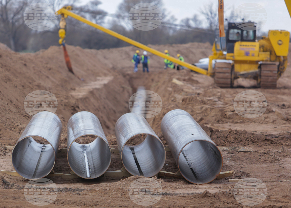 Сръбският министър на енергетиката посети газовия интерконектор Сърбия - България, целият проект ще бъде завършен през есента