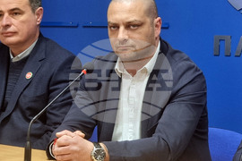 Национален пресклуб на БТА Плевен - ПП "Възраждане" - референдум - пресконференция