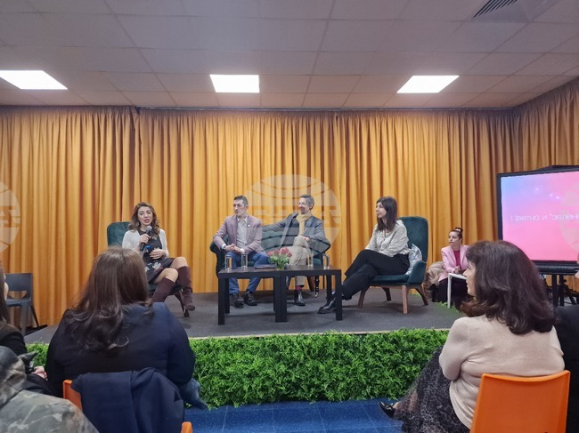 В новия корпус на столичното 51-во училище „Елисавета Багряна" ще има 19 класни стаи, съобщи директорът на училището Веселин Стефанов 