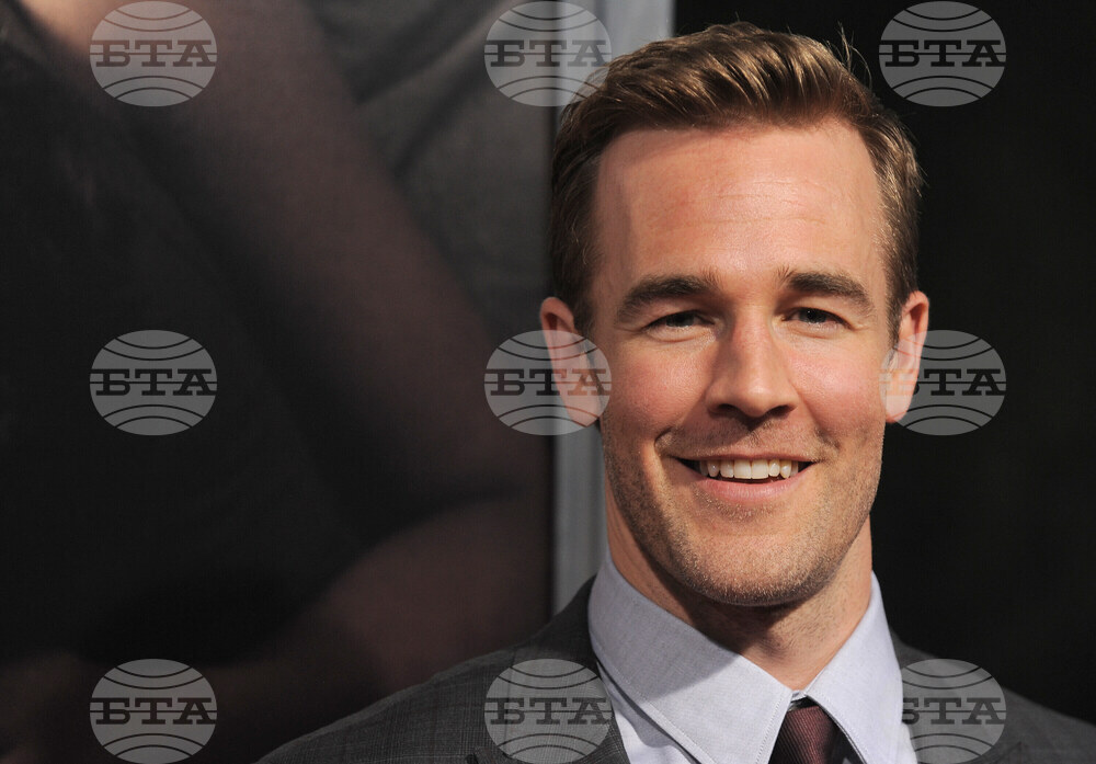 Obit - James Van Der Beek