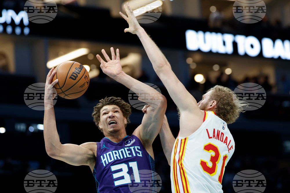 Hawks Hornets Basketball
