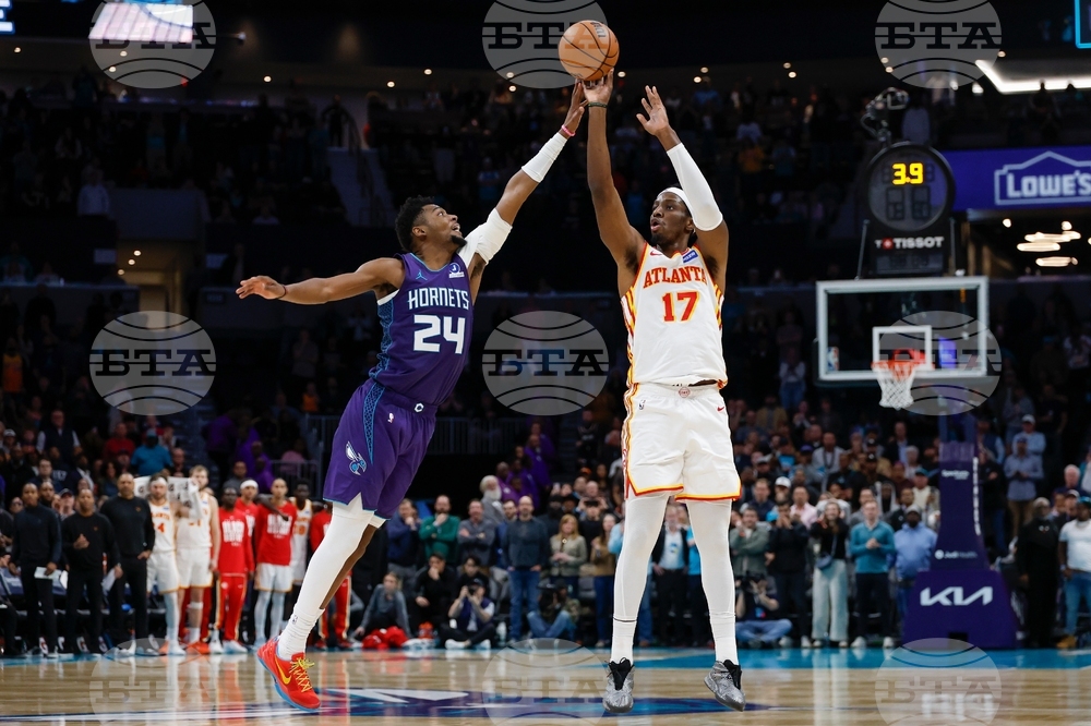 Hawks Hornets Basketball