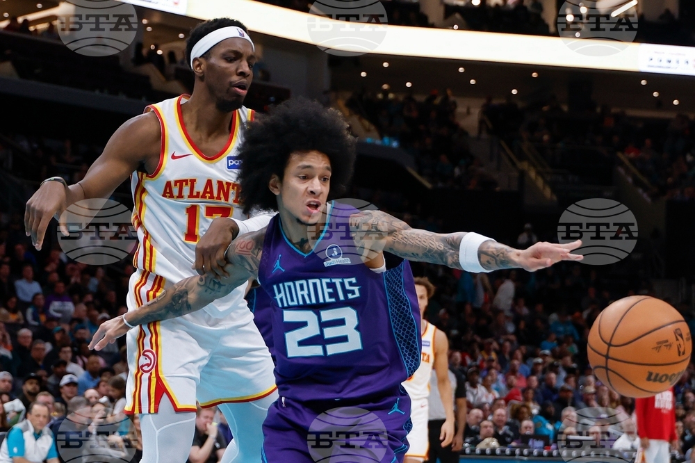 Hawks Hornets Basketball