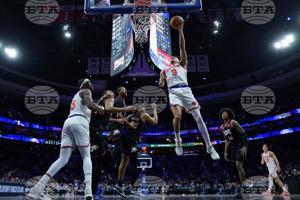 Knicks 76ers Basketball