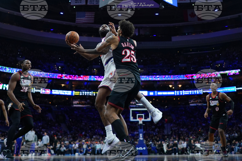 Knicks 76ers Basketball