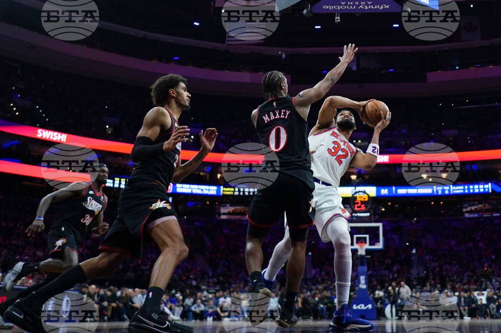 Knicks 76ers Basketball