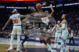 Knicks 76ers Basketball