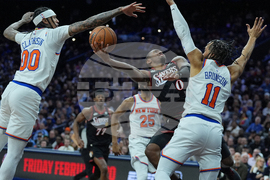 Knicks 76ers Basketball