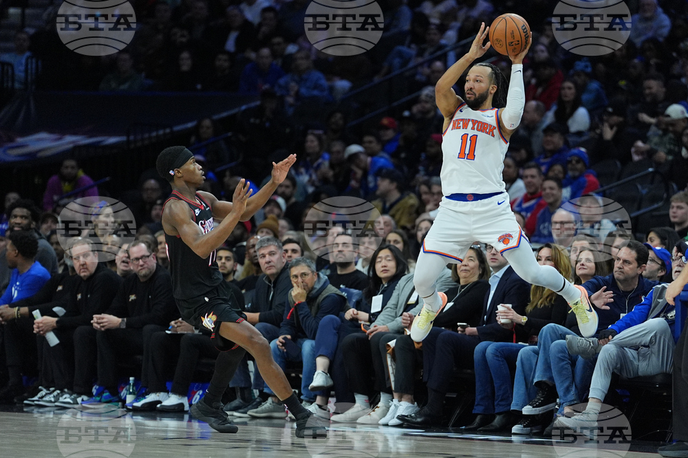 Knicks 76ers Basketball