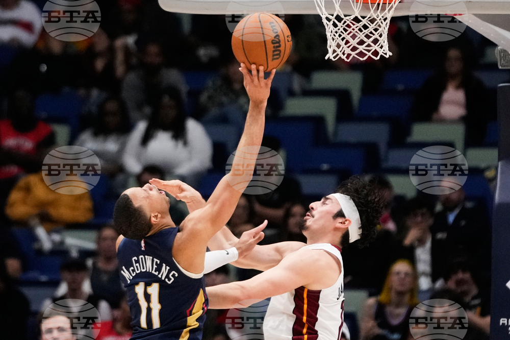 Heat Pelicans Basketball