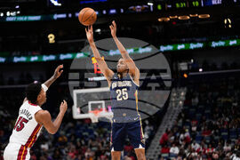 Heat Pelicans Basketball