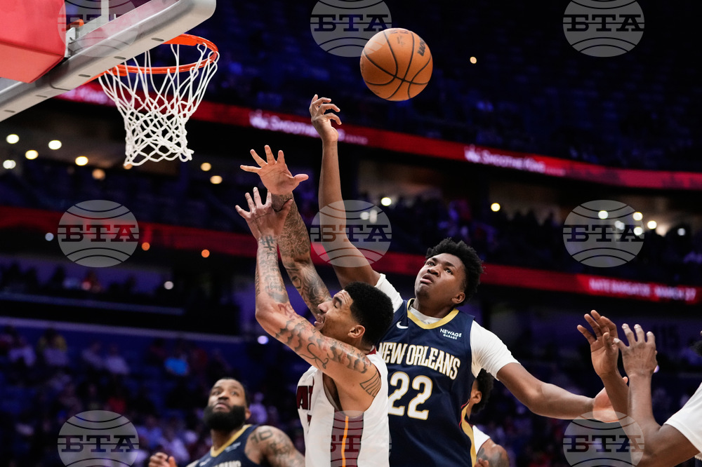 Heat Pelicans Basketball