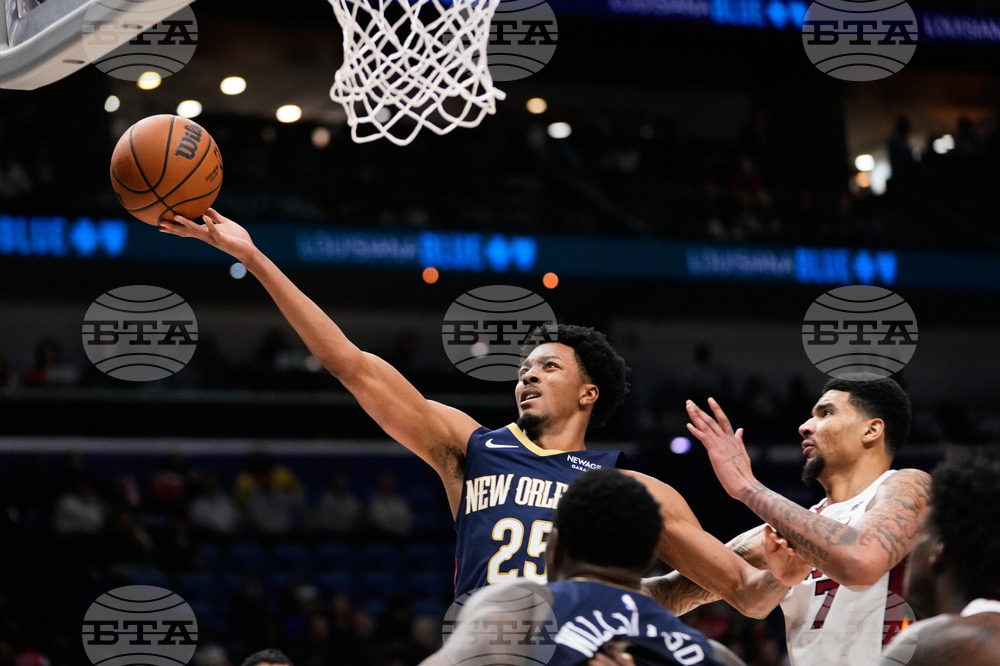 Heat Pelicans Basketball