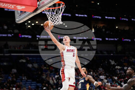 Heat Pelicans Basketball