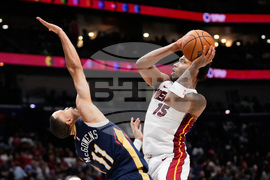 Heat Pelicans Basketball