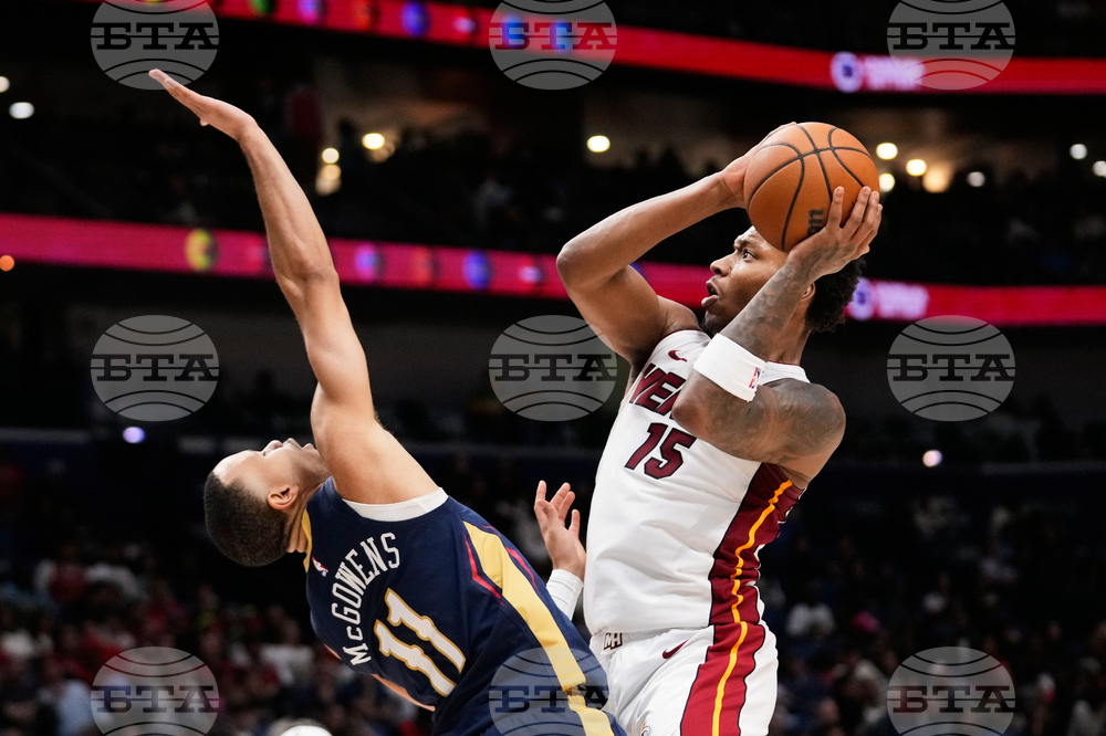 Heat Pelicans Basketball