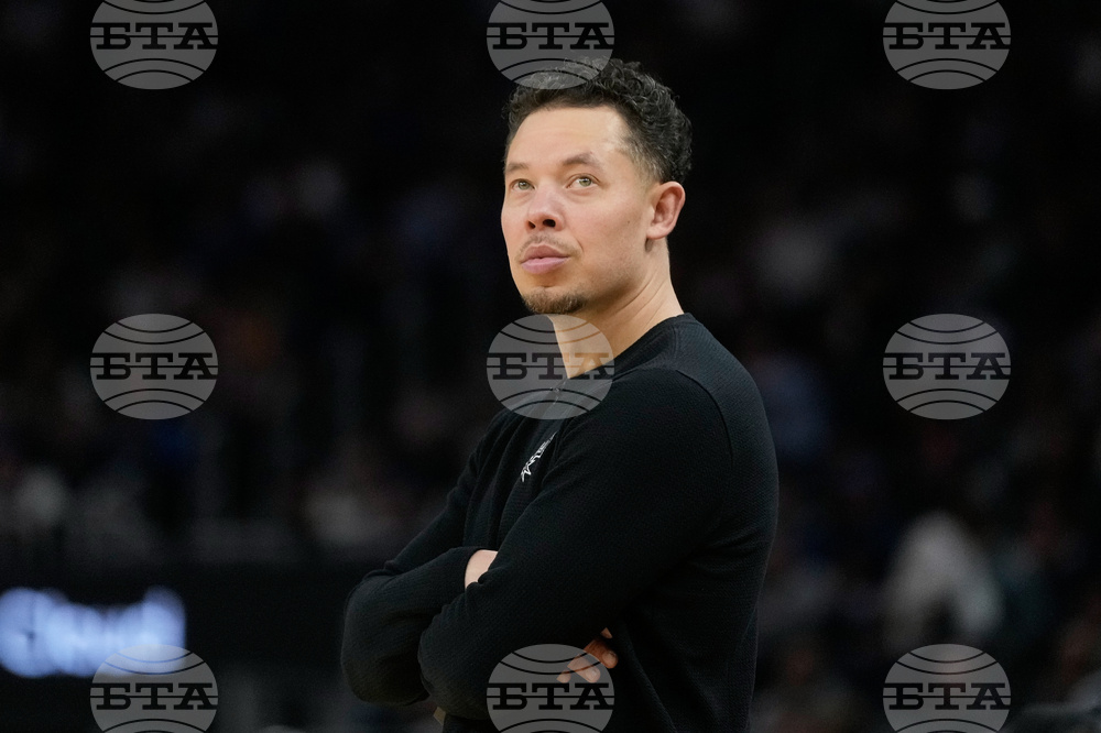 Spurs Warriors Basketball