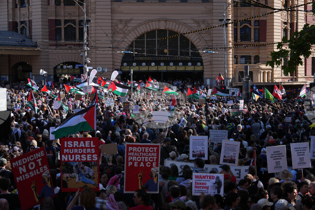 APTOPIX Australia Israel