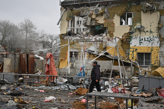 Дронове атакуват Одеса, в града отекват силни взривове, съобщиха регионалните власти