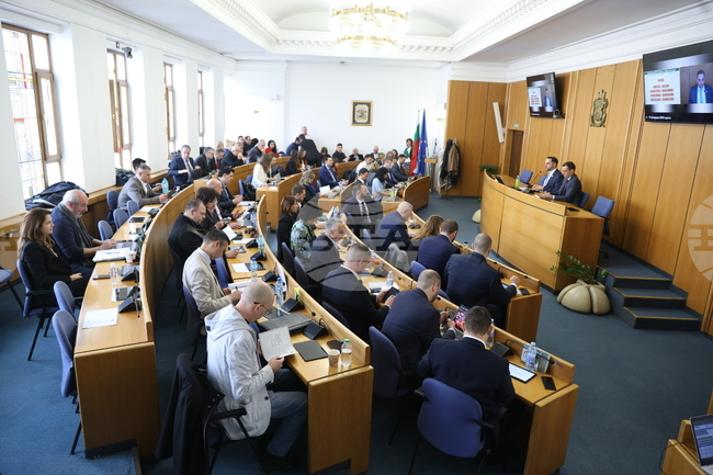 Столичният общински съвет одобри Общината да придобие държавни имоти