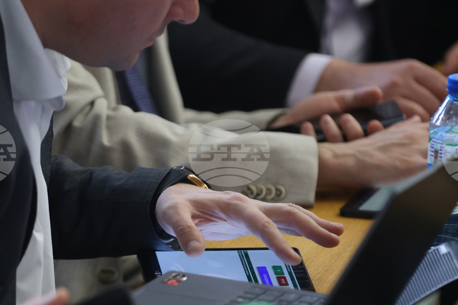 Столичният общински съвет прие предложение за облагородяване на десет междублокови пространства и изграждане на паркинги в район "Подуяне"