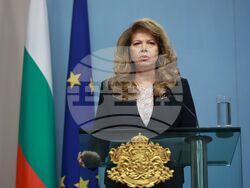 Илияна Йотова - пресконференция