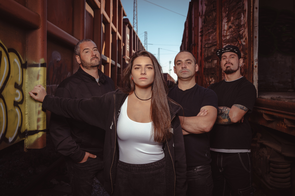 Новата българска формация She Doesn’t ще представи авторска музика за първи път в Пловдив