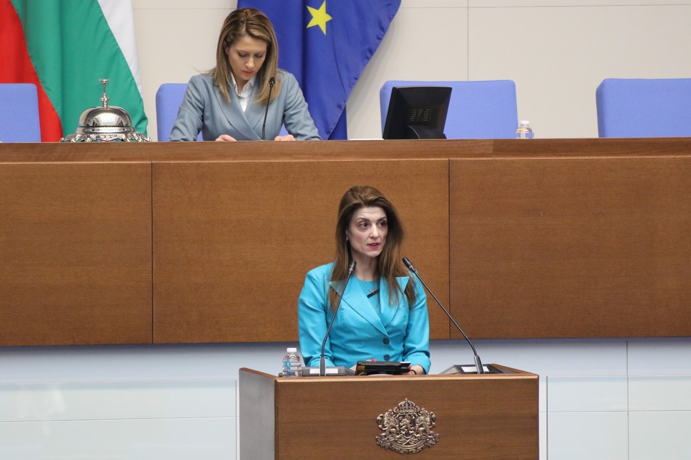 Нина Димитрова, БСП-ОЛ: Гражданите очакват реални действия срещу повишаването на цените – ние предлагаме именно това