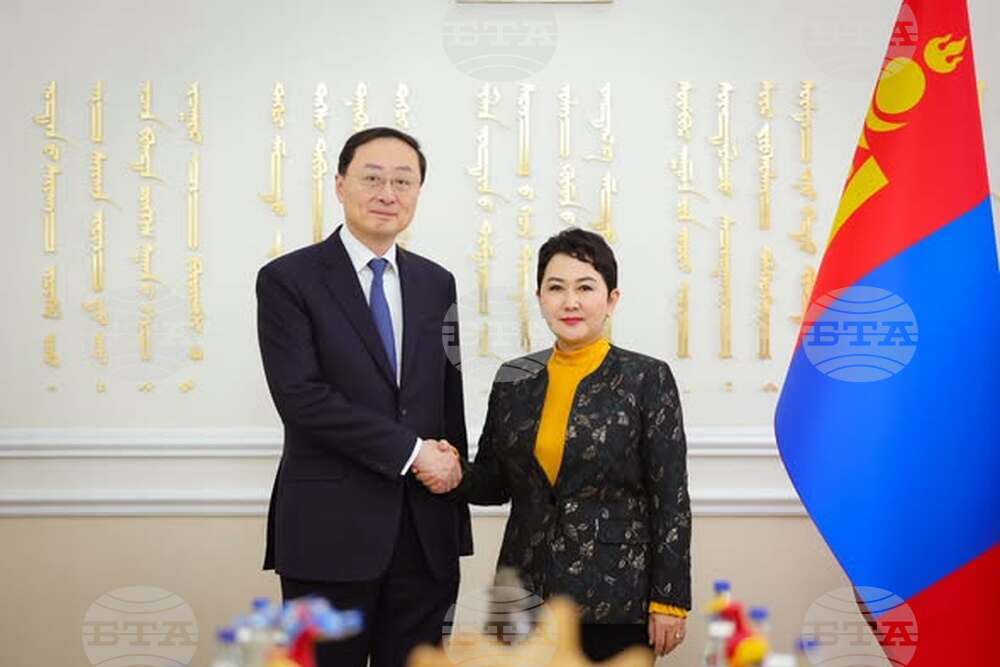 МОНЦАМЕ: Външният министър на Монголия прие заместник-министър на външните работи на Китай