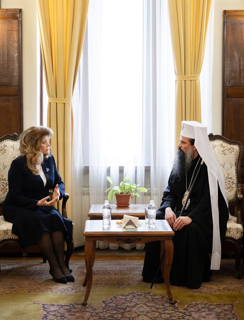 Президентът Йотова се срещна с Българския патриарх Даниил 
