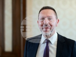 Българска телеграфна агенция - Янис Стурнарас - интервю