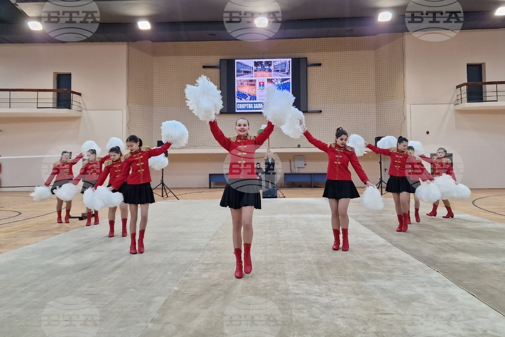 Откриха обновената спортна зала „Балканиада“ в Лом