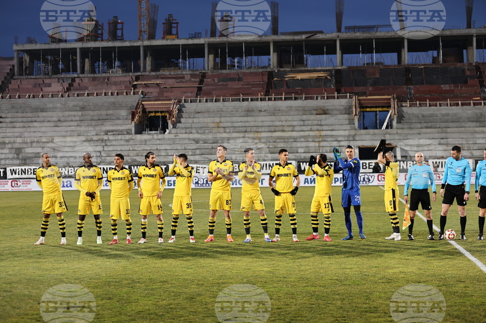 Пловдив - футбол - „Локомотив“ (Пловдив) - „Ботев“ (Пловдив)