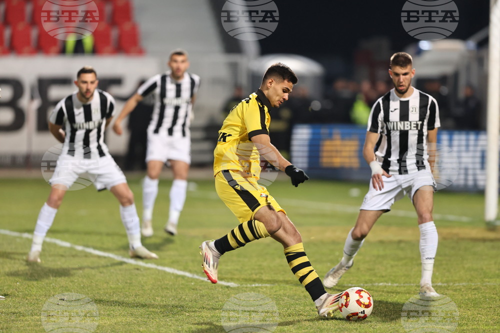 Пловдив - футбол - „Локомотив“ (Пловдив) - „Ботев“ (Пловдив)