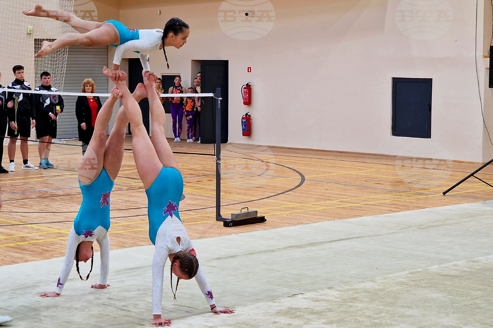 Лом - спортна зала - откриване