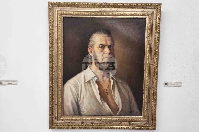 Изложба, посветена на 90-годишнината от рождението на художника Дионисий Дончев, представиха в Плевен