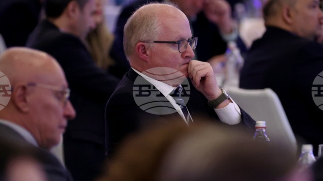 Въздействието на изкуствения интелект върху икономиката на еврозоната ще зависи от скоростта и мащаба на внедряването му, заяви Филип Лейн, главен икономист на ЕЦБ