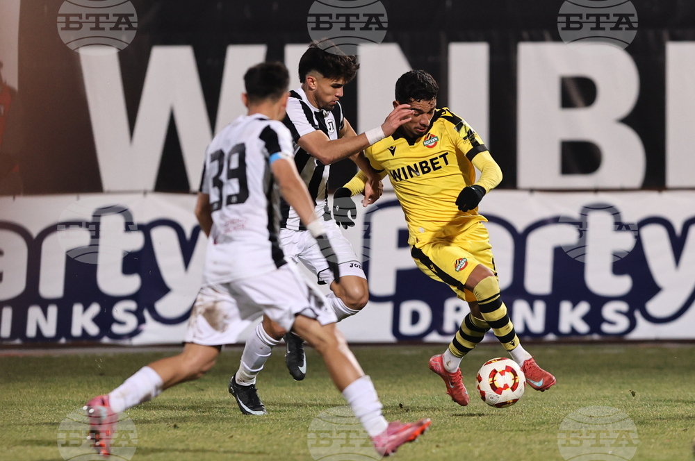 Пловдив - футбол - „Локомотив“ (Пловдив) - „Ботев“ (Пловдив)