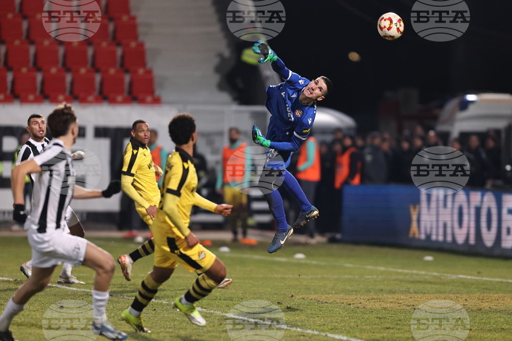 Пловдив - футбол - „Локомотив“ (Пловдив) - „Ботев“ (Пловдив)