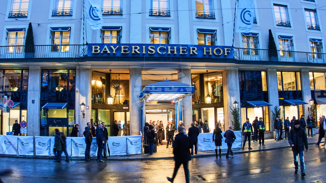 Западни издания коментират откриващата се днес Мюнхенска конференция по сигурността с фокус върху войната в Украйна