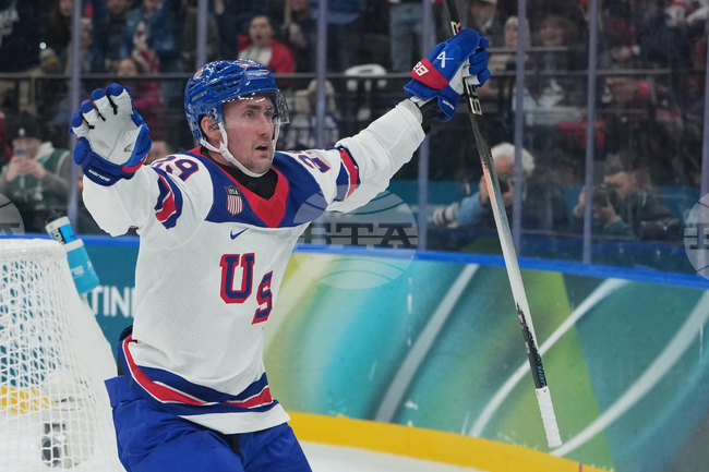 Американецът Брок Нелсън стана петият член на семейството си, който играе хокей на лед на Олимпийски игри