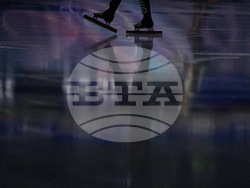 APTOPIX Milan Cortina Olympics Short Track Speedskating