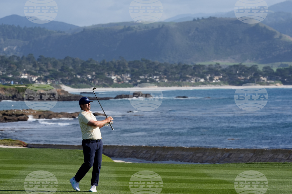 Pebble Beach Golf